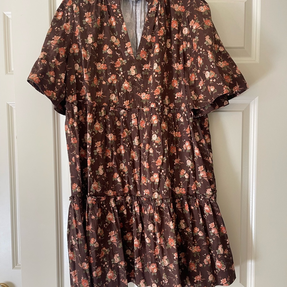 TuckernuckFloral Brown Short Sleeve Dress